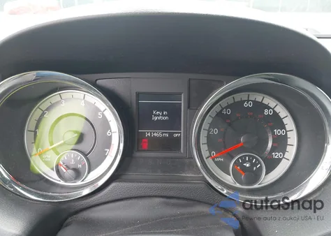 2014 Dodge Grand Caravan R/T z USA, uszkodzony, nr VIN 2C4RDGEG6ER163601